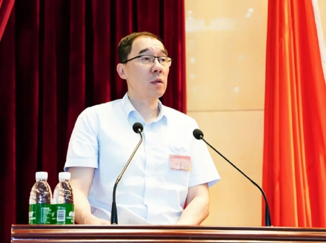 xk.com-星空(中国)
xk.com-星空(中国)召开第四届职工代表大会第一次会议5.jpg