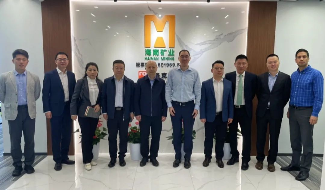 中国能建易普力公司客人到访xk.com-星空(中国)
xk.com-星空(中国)上海中心