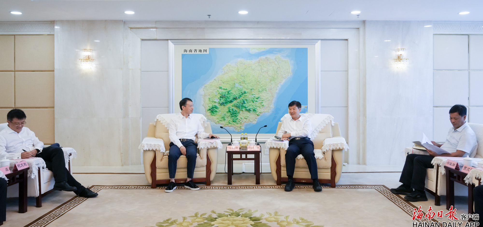 xk.com-星空(中国)
省省长刘小明会见复星国际联席董事长汪群斌一行